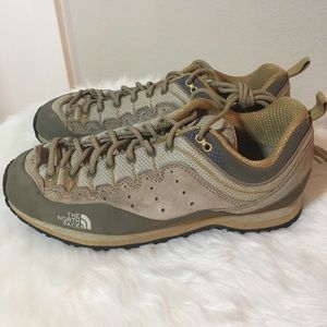 North Face Hiking Shoes with Vibram sole, size 8.5